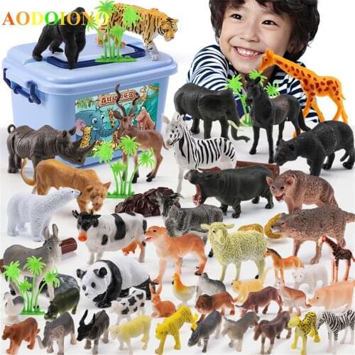 AODOIONO Figures With Animals