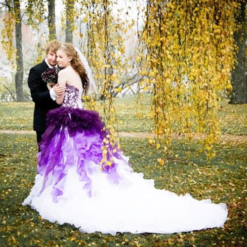 LORIE Gothic Purple Wedding Dresses 2018 Robe de mariee Ruffles New Bride Dress Strapless Organza Wedding Gown Off Shoulder