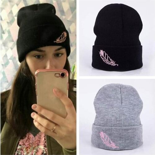 Knitted Warm Womens Hat Beanies Feather Embroidery Hat Winter Womens Crochet Beanie Cap Soft Female Hats