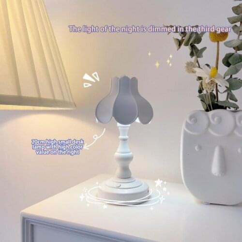 Upgrade Three-speed Table Lamp Retro Table Lamp Ins Lotus Leaf Night Light Cute Girl Romantic Bedroom Creative Lighting
