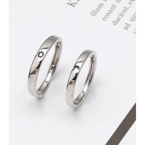2Pcs Sun and Moon Lovers Couples Matching Rings Set Promise Wedding Bands Kit Adjustable for Him and Her Fashion Jewerly
