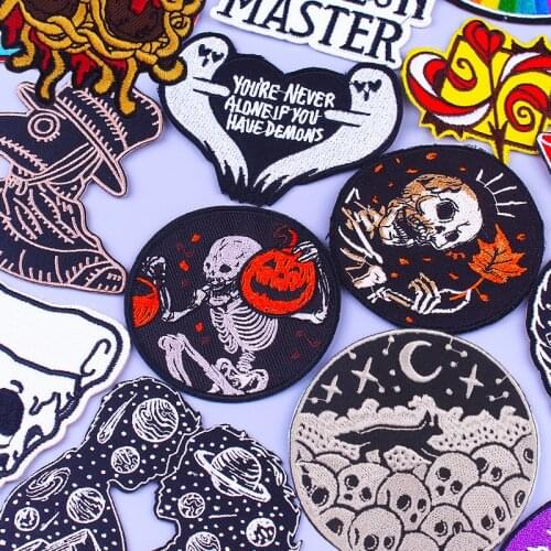 Black and white Skull Patches On Clothes Embroidered Patches For Clothing Rock Stripe Punk Patch DIY Iron On Patches For Clothes