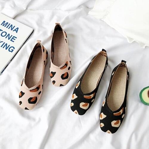 Red bean shoes womens summer 2021 leopard print one foot lazy breathable fly woven flat shoes knitted square head single shoes