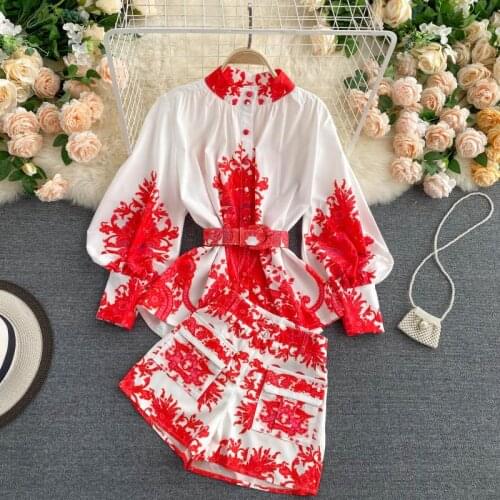 2021 Summer Two Piece Set Women Suits Vintage Printed Blouse Tops +Belt Shorts Fashion 2 Piece Set