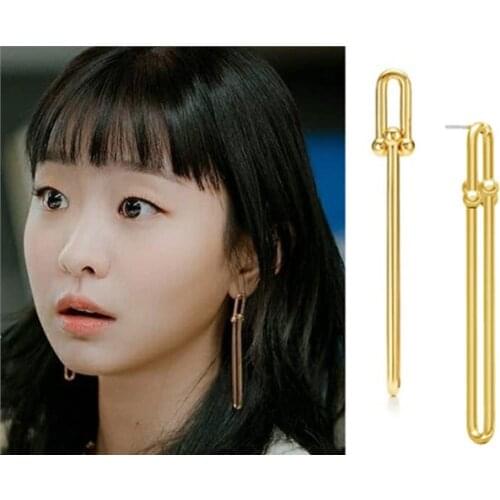 Kim Da Mi The same metal long cold wind earrings for female owners of Litai hospital Korean style elegant high quality Earrings