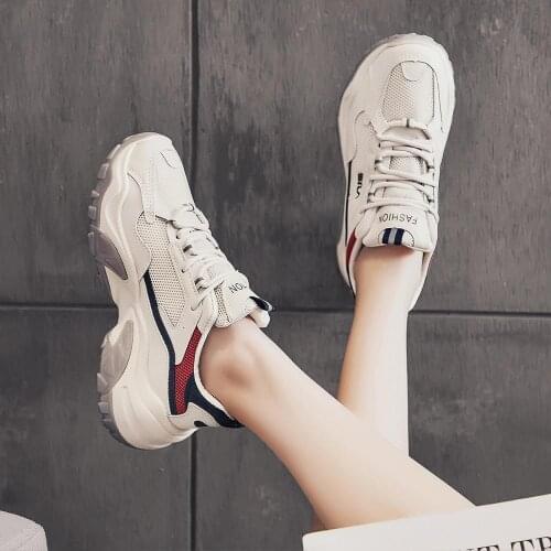 New vogue and vogue color matching sports running shoes childrenS casual shoes womenS shoes new thick soled shoes