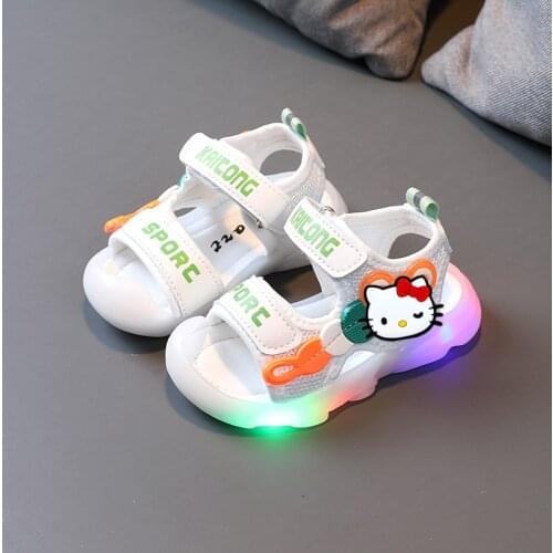 Sanrio Hello Kitty boys and girls light-up sandals 2021 summer new soft-soled childrens shoes baby LED beach shoes