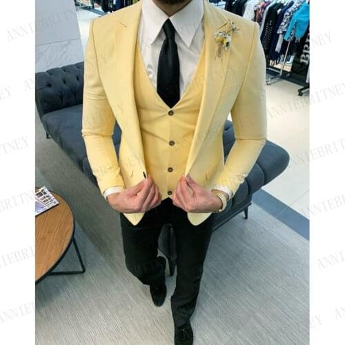 2020 Light Yellow Men Suit 3 Pieces Tailored Made Slim fit Blazer Dress Groom Wedding Suits Casual Men Tuxedo Jacket Pants Vest