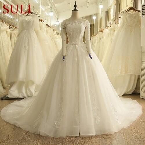 SL-9010 Country Boat Neck Handmade Flowers Bridal Gown Lace Beads Wedding Dress 2018
