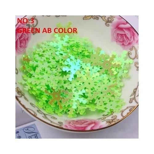 1000pcs/lot PVC Sequins 19mm Snowflake With 1 Center Hole DIY Clothes Green AB
