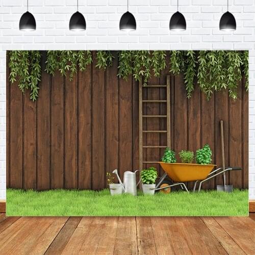Photography Backdrop Spring Garden Wooden Wall Backdrops Lawn Scenery Green Leaves Photo Background for Photo Studio Photocall
