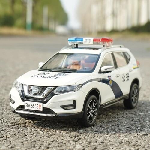 Diecast Alloy Car Model 1:18 X-TRAIL 2018 Static Vehicle Collection Collectible Souvenir Ornaments Toys Display Gifts Show