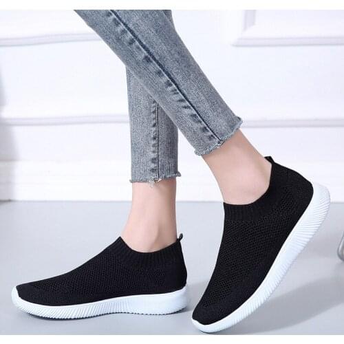 2019 Women Running Shoes Breathable Knit Sock Shoes Summer Girl Trainers Athletic Sneakers Light Walking Shoes