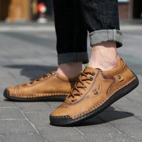 Men Breathable Lightweight Casual Sneakers Men Driving Comfortable Quality Leather Men Loafers Hot Sale Moccasins Tooling Shoe