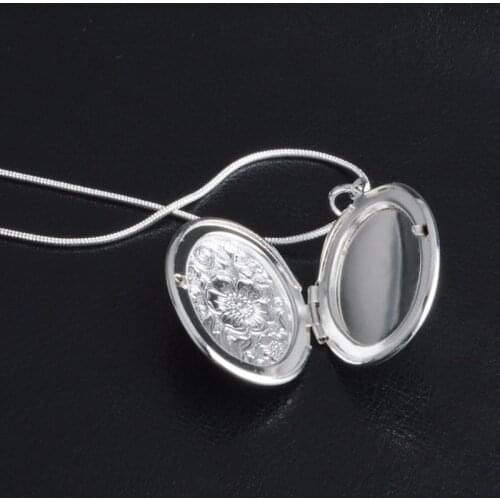 Fashion Leaf Branch Sunflower Necklace for Women Party Collares Ketting Accessories 1.4*1.4 Cm Pendant Necklaces Link Chain