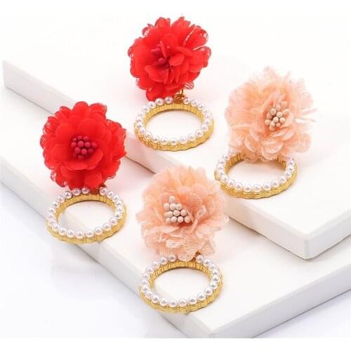 Wholesale 2021 Korean New Colorful Metal Flower Shaped Earrings For Women Sweet Flower Geometric Round Brincos Gift