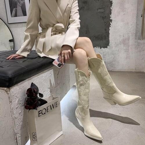 2021 New Canvas Women Knee High Boots High Heel Western Cowboy Boots Embroider Pointed Shoes Female Winter Motorcycle Boots
