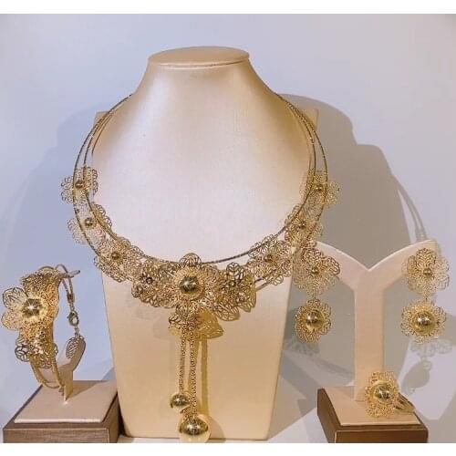 Yulaili Exquisite Dubai Gold Jewelry Sets Heart Shape Pendant Necklace Stud Earrings Bracelet Ring for Women Christmas Gifts