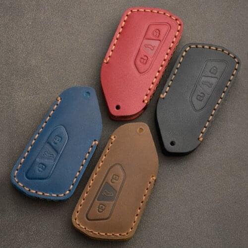 Leather Car Key Cover Case For VW Volkswagen Golf 8 Mk8 2020 Skoda Octavia 3 Buttons Smart Keyless Remote Control Cases