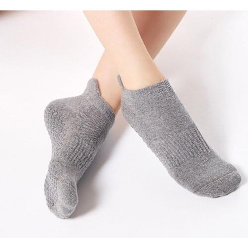 YIWUMART Yoga Socks