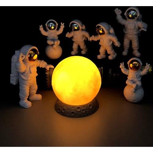 Astronaut Spaceman Creative Statue Car Decor Art Crafts Figurine Abstract Sculpture Home Office Desktop Decoration Ornament Gift