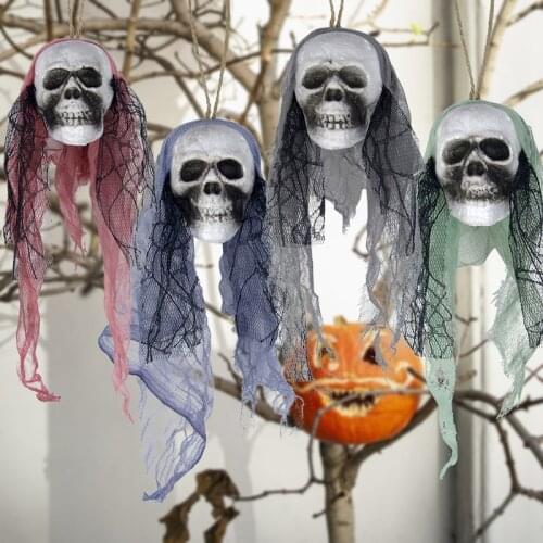 Halloween Skull Hanging Ornament Foam Skull Bride Cloth Bone Head Scene Layout Props for Hallowen Party Haunted House Decoration