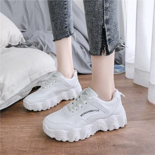 Womens sneakers Spring and autumn platform women shoes low-top non-slip thick bottom shock absorption casual wild shoes U27-40