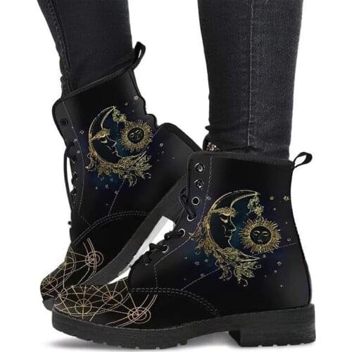 Boots Women Autumn Winter New 2021 British Fashion Women Tooling Boots Skull Flower Print High-top Boots Ladies booties woman