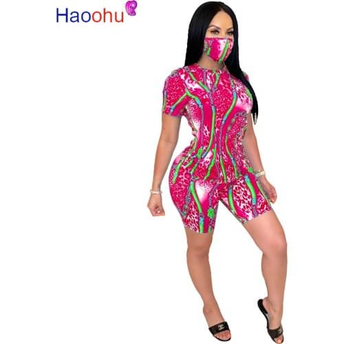 HAOOHU women summer tie dye striped print with mask two piece set o-neck t-shirt knee length pants suit sports tracksuit outfit
