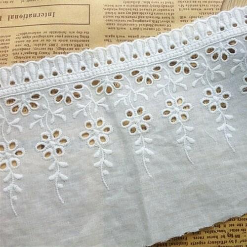 100% Cotton Embroidery Lace Fabrics Eyelt Embroidery Lace Trims Sewing Garment Accessories off White12cm