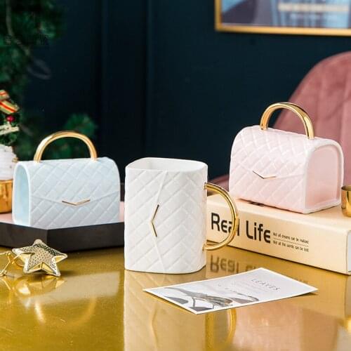 Creative personality handbag ceramic cup trendy fashion Nordic style mug student net red coffee cup