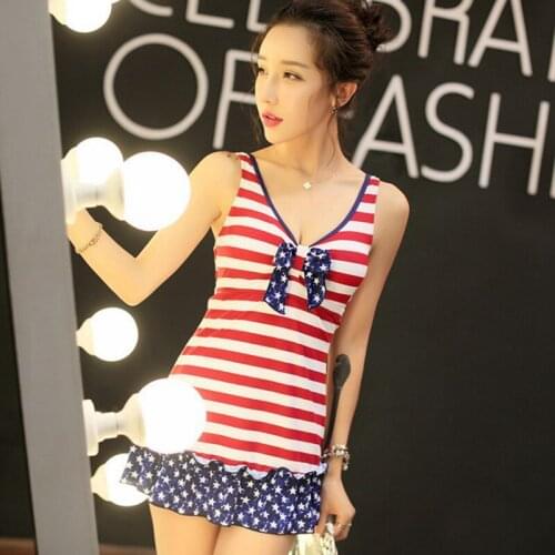 QueXiangPing Striped Swimwear