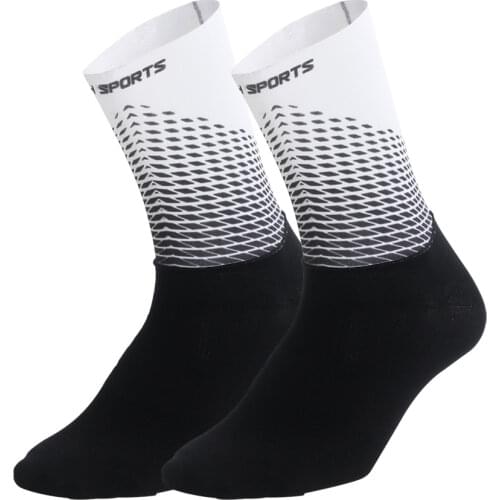2019 Promotion Quick Drying Bicycle Riding Cycling Socks Sports Socks Basketball Football Socks Hiking Running Sock