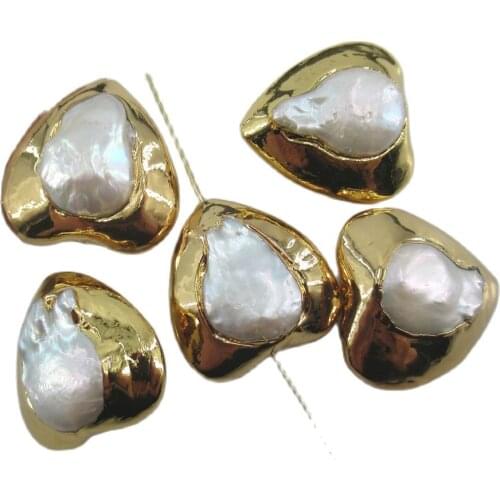 APDGG Wholesale 5 PCS Freshwater Cultured White Coin Pearl Heart-shaped Pendant Metal Bezel Connector