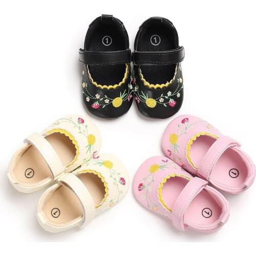 Baby Soft Leather Baby Princess Shoes Newborn Girls Moccasins Shoes Cotton Sole Prewalker Non-slip Flower First Walker