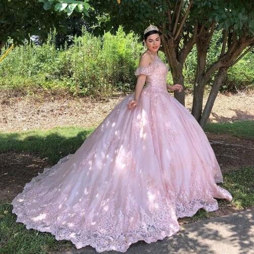 Exquiste Pink Quinceanera Dresses Ball Gown Applique Lace Prom Dress Plus Size 2020 Sweet 15 Year Old Brithday Party Gowns