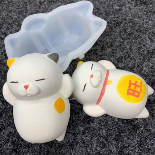 Cute Cartoon Sleeping Cat Handmade Soap Silicone Mold Baking Cake Pudding Tool DIY Silicone Molds