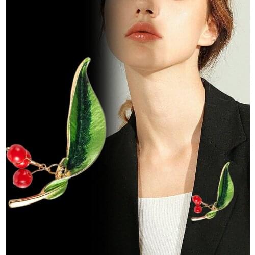 Trendy Enamel Fruit Shape Red Brooch for Women Green Leaf Cherry Brooches Suit Lapel Pin Clothing Scarf Badges