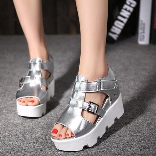 NEW Summer Wedge Heel Hollow Out Breathable Fish Mout Sandal Muffin Platform Womens Sandal 2021 Fashion Womens Sandal