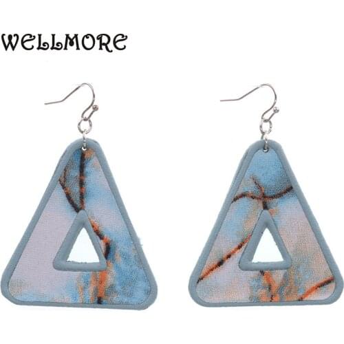 WELLMORE ethnic leather Drop dangle earrings for women trilateral earrings 2021 fashion Female jewelry dropshipping whlesale