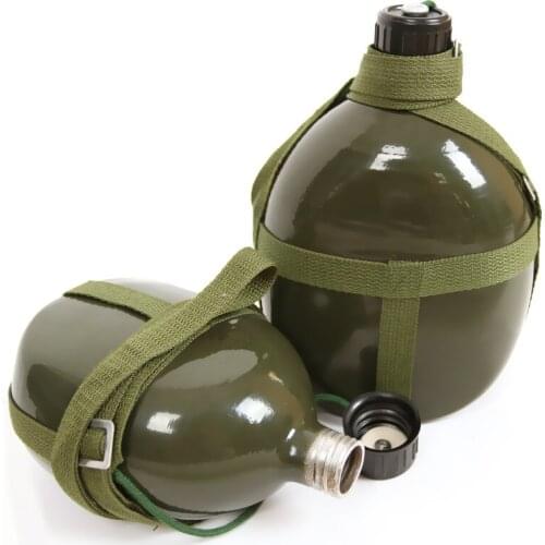 Kettle Outdoor Sports Military Training Kettle With A Large Capacity Of 2 Liters Shoulder Strap Slung Over Field Water Bottle