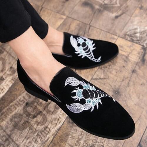 OLOMLB Mens Scorpion Embroidery Loafers Mocassin Homme Driving Wingtip Casual Summer Shoes Plus Size 38-47
