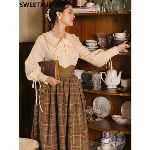 SWEETXUE Fashion Retro French Style Women Shirt And Skirt Two Piece Set Bow Lace Patchwork Blouse And High Waist Outfits