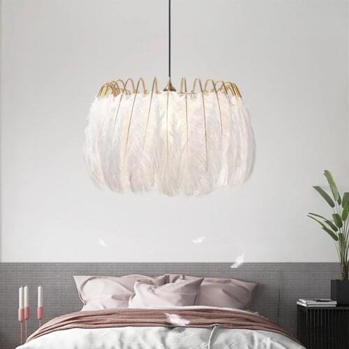 Feather chandelier ostrich feather decorative chandelier LED bedroom living room lightom Beauty Salon Decoration la