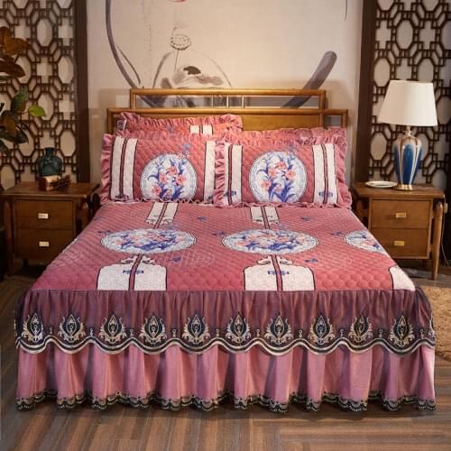 1PC Luxury red bed skirt crystal plush bed spreads 1.5M 1.8M lace thermal bedding home decor bedspreads queen bed cover