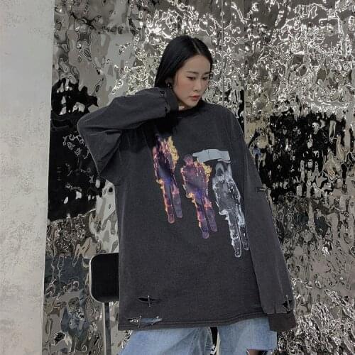 Retro punk tie dye perforated long sleeve T-shirt for women oversize casual hip hop Pullover tops for men and womenp tees