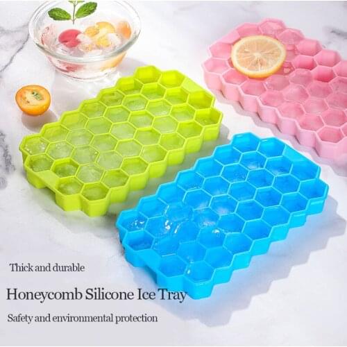 1PCS Honeycomb silicone ice tray with lid, food grade, household silicone ice mold with removable lid