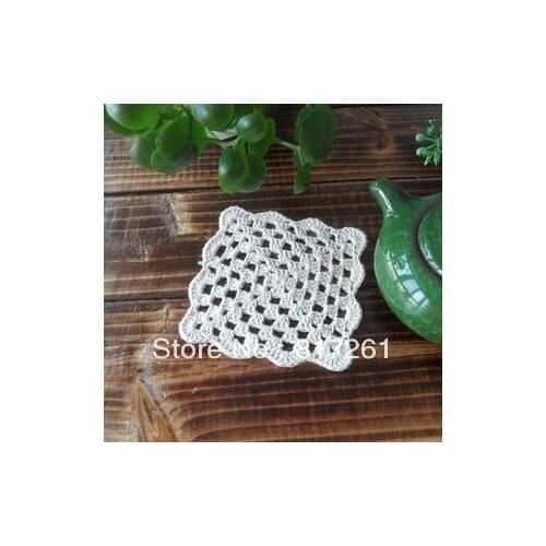 Free shipping fashion 12 pic beige 11 cm squaer coffee table mat crochet mat zakka tray placemat fashion vintage heat pad doily