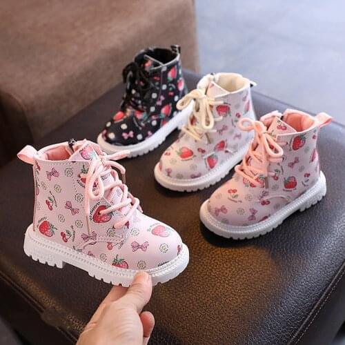 2021 New Girls warm cute boots autumn winter Fashion Leather Martin Boots for girls Casual Soft strawberry Shoes
