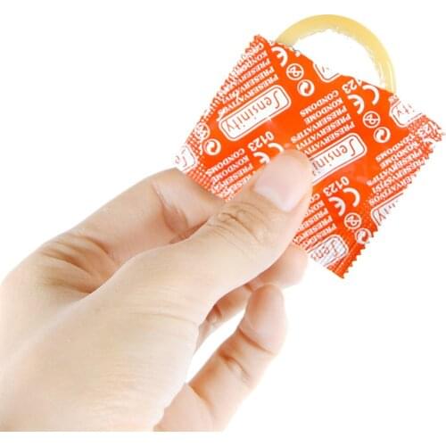 12 Pcs Strawberry Thread Condoms Sex Products G-Spot Vagina Stimulation Condom Men Full Oil Lubricated Ultra-thin Penis Sleeve
